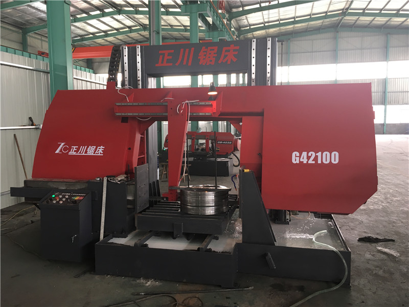 帶鋸床在使用過程中要關(guān)注哪些檢查和維修事項(xiàng)？